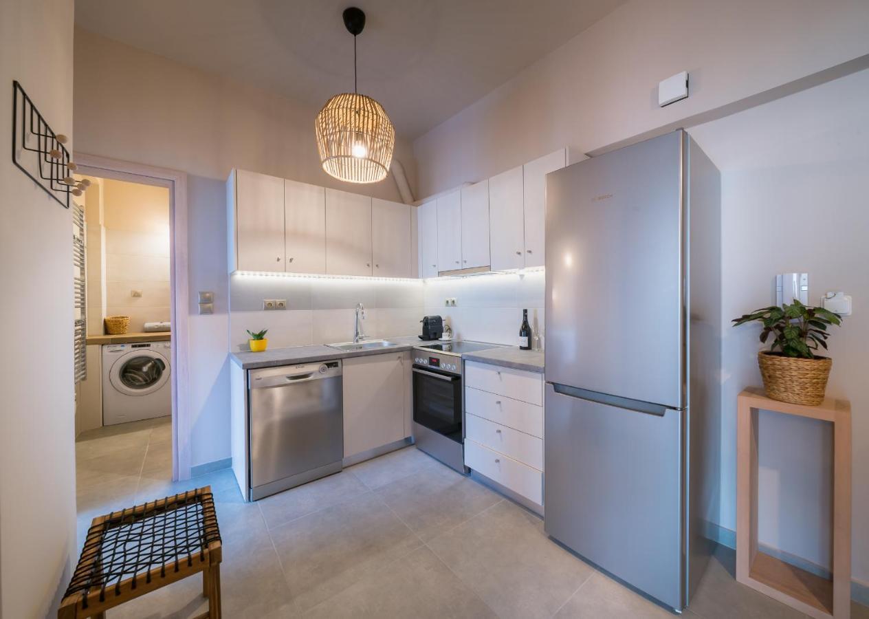 Brand New Aprtm Touching Acropolis Apartment Athens Luaran gambar